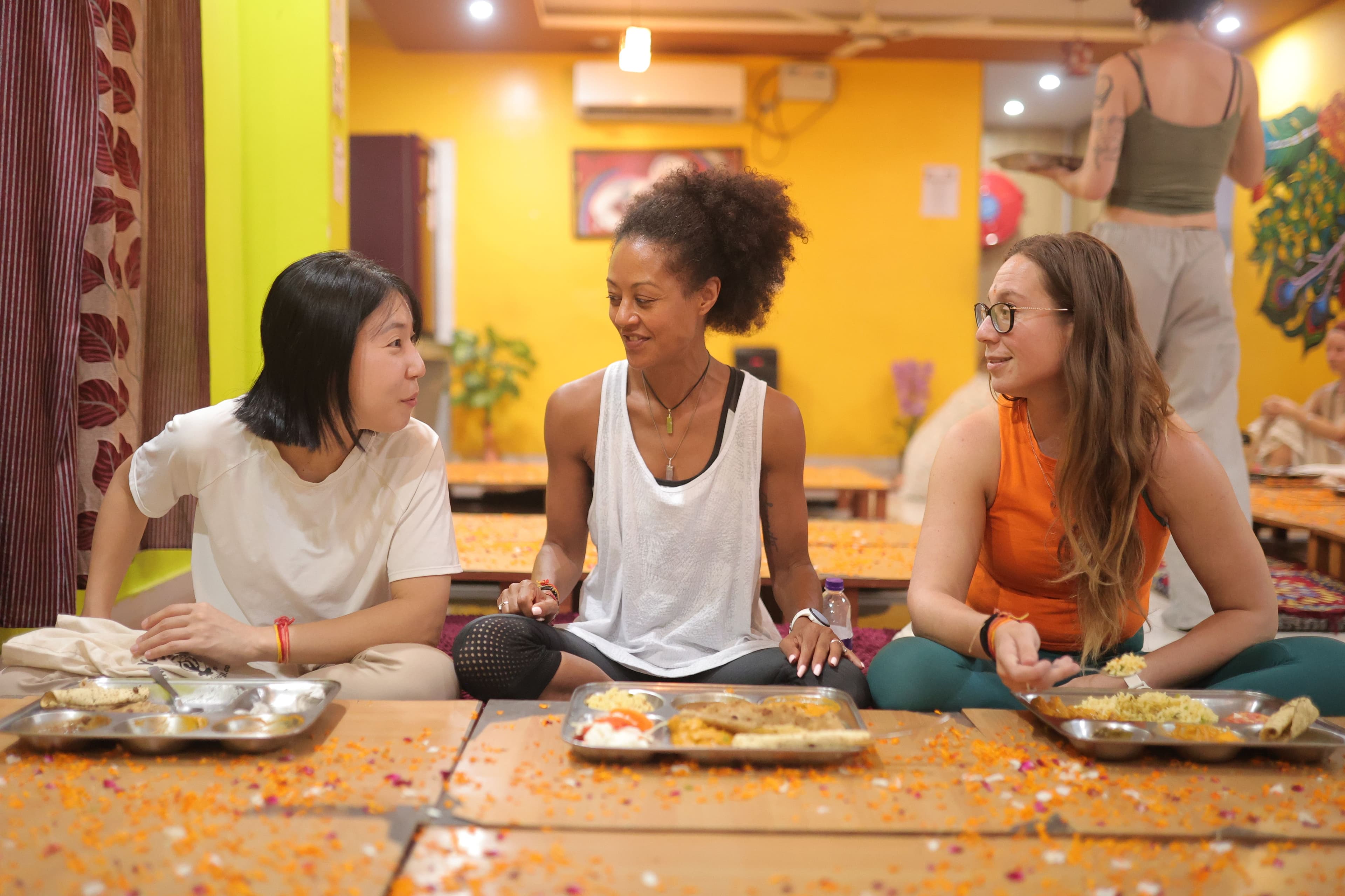 Sattvic meals served at Jeevmoksha Yoga