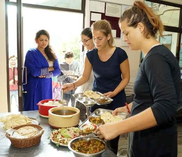 Shared meals at the gurukul